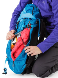 Khamski-31-Backpack-Ionian-Blue-Key-Clip (1) Khamski-31-Backpack-Ionian-Blue-Key-Clip (1)